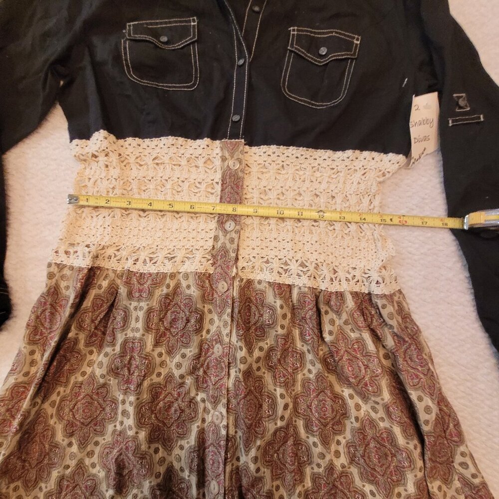 Womens Boho Shabby Diva Top Size M Denim/ Floral Pattern with Crochet Waistline - Picture 5 of 10